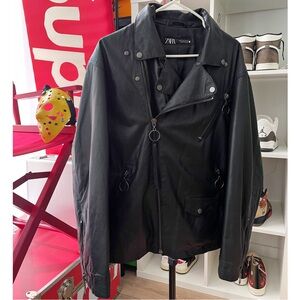 Zara Women Oversized Leather Biker Jacket (Used)